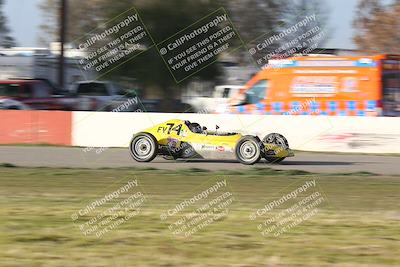 media/Jan-13-2024-CalClub SCCA (Sat) [[179f4822a7]]/Group 5/Sunset (Race)/